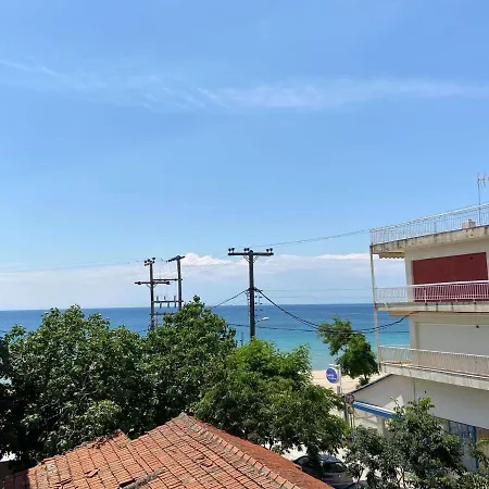 Apartment Labrini's Nea Kallikrateia